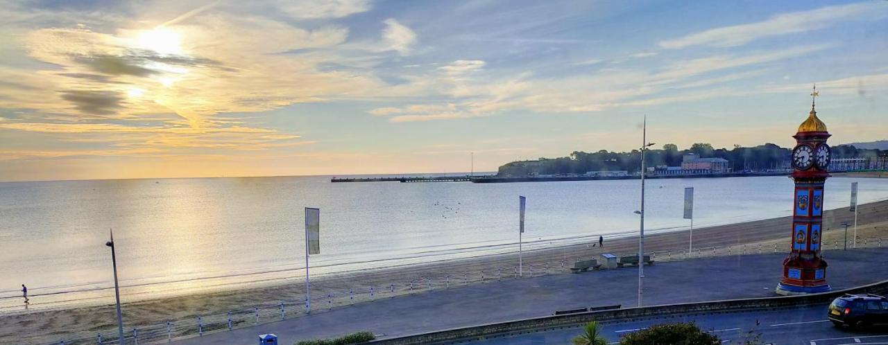 Sunrise View - Beachfront Apartment, Weymouth Exterior photo
